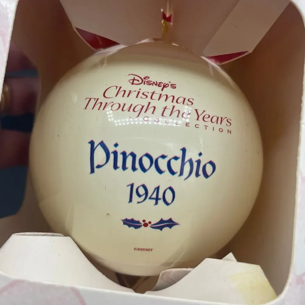 Disney Christmas Through The Years Pinocchio 1940 Glass Ornament 2006